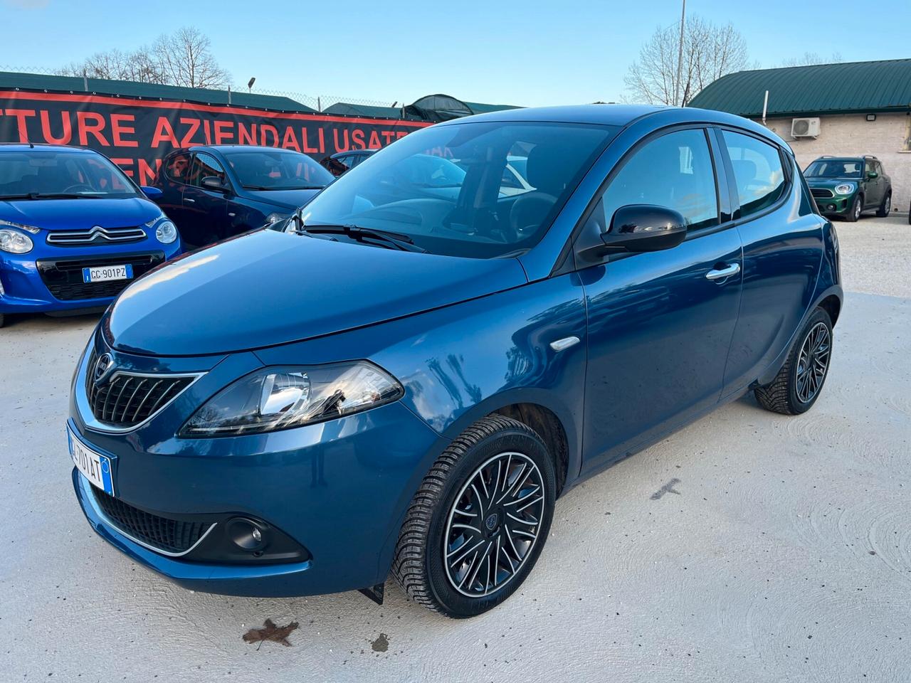 Lancia Ypsilon 1.0 FireFly 5 porte S&S Hybrid Gold
