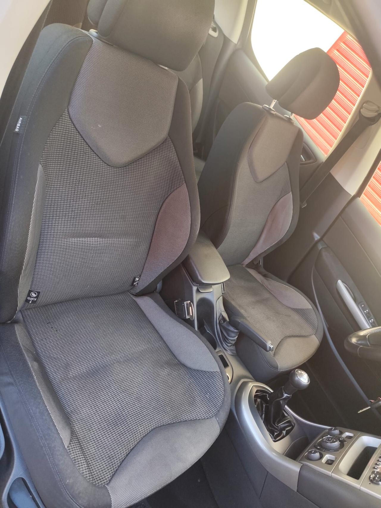 Peugeot 308 1.6 HDi 90CV 5p. Tecno
