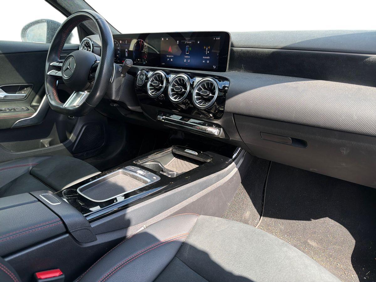 Mercedes-Benz A 250 e phev AMG Line Advanced Plus auto