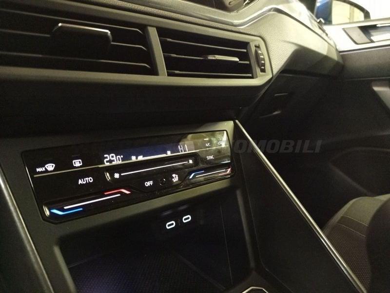 Volkswagen Polo VI 2022 1.0 tsi Style 95cv