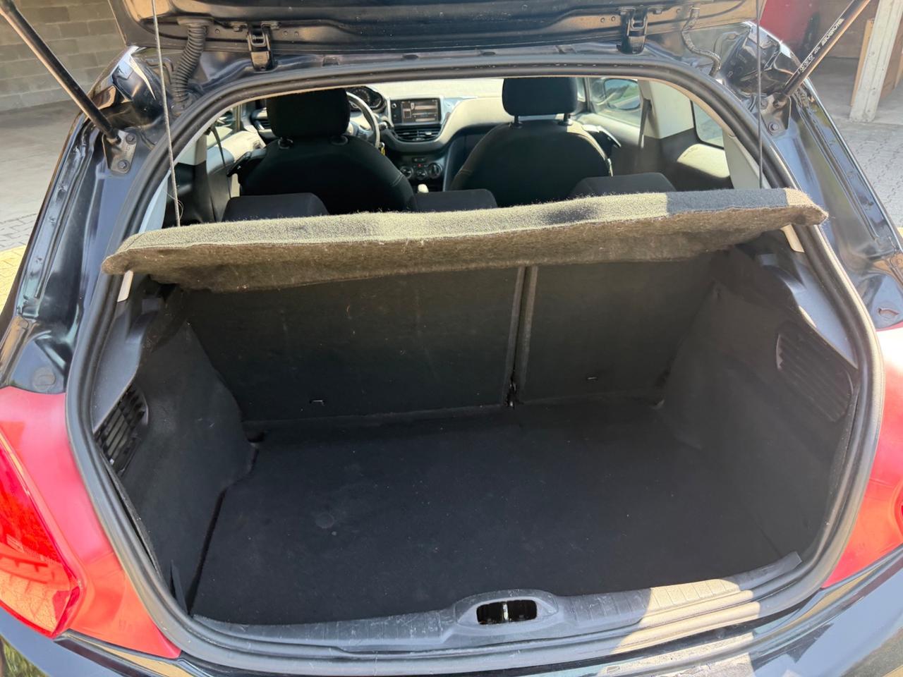Peugeot 208 1.2 VTi 82 CV 3 porte Allure