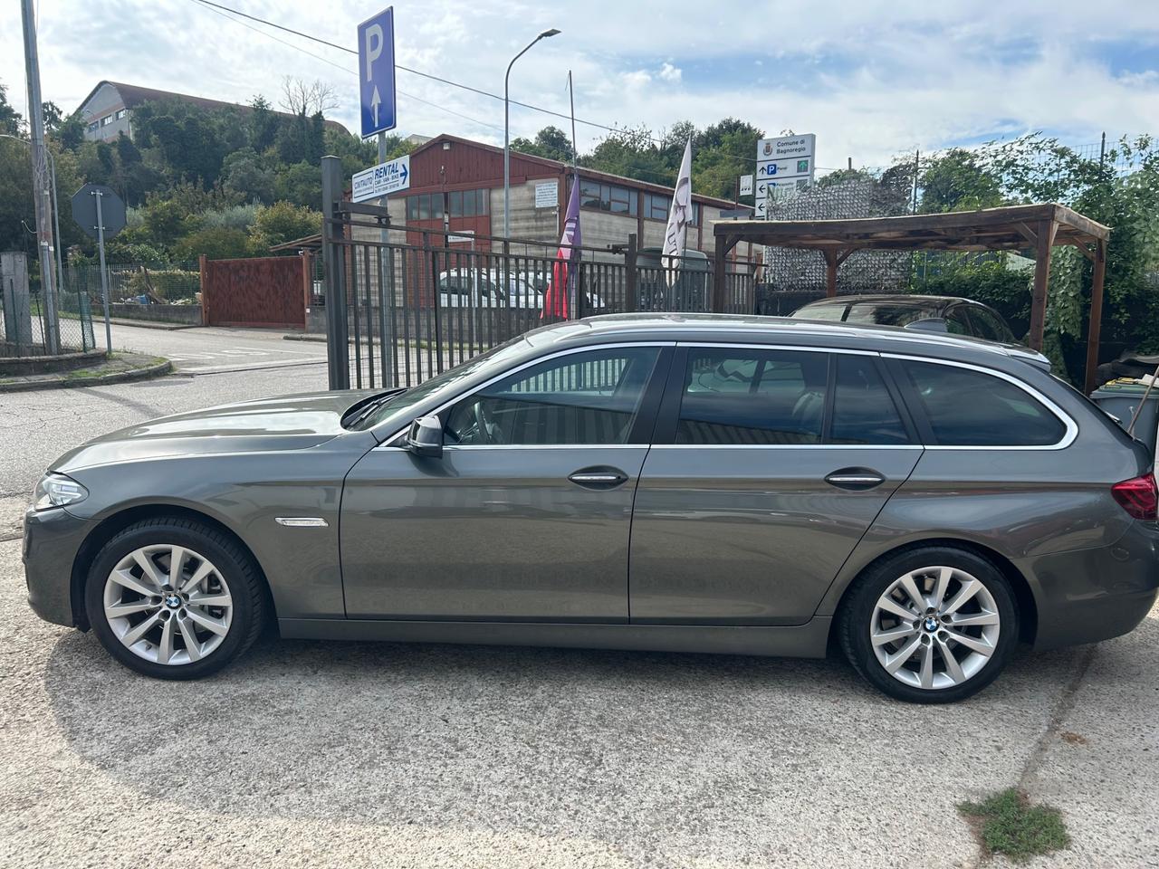 Bmw 520 520d xDrive Touring Luxury