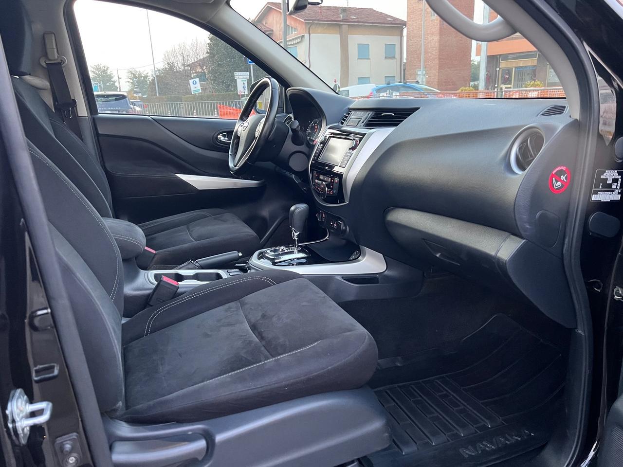 Nissan Navara 2.3 dCi 190 CV 7AT 4WD Double Cab Tekna