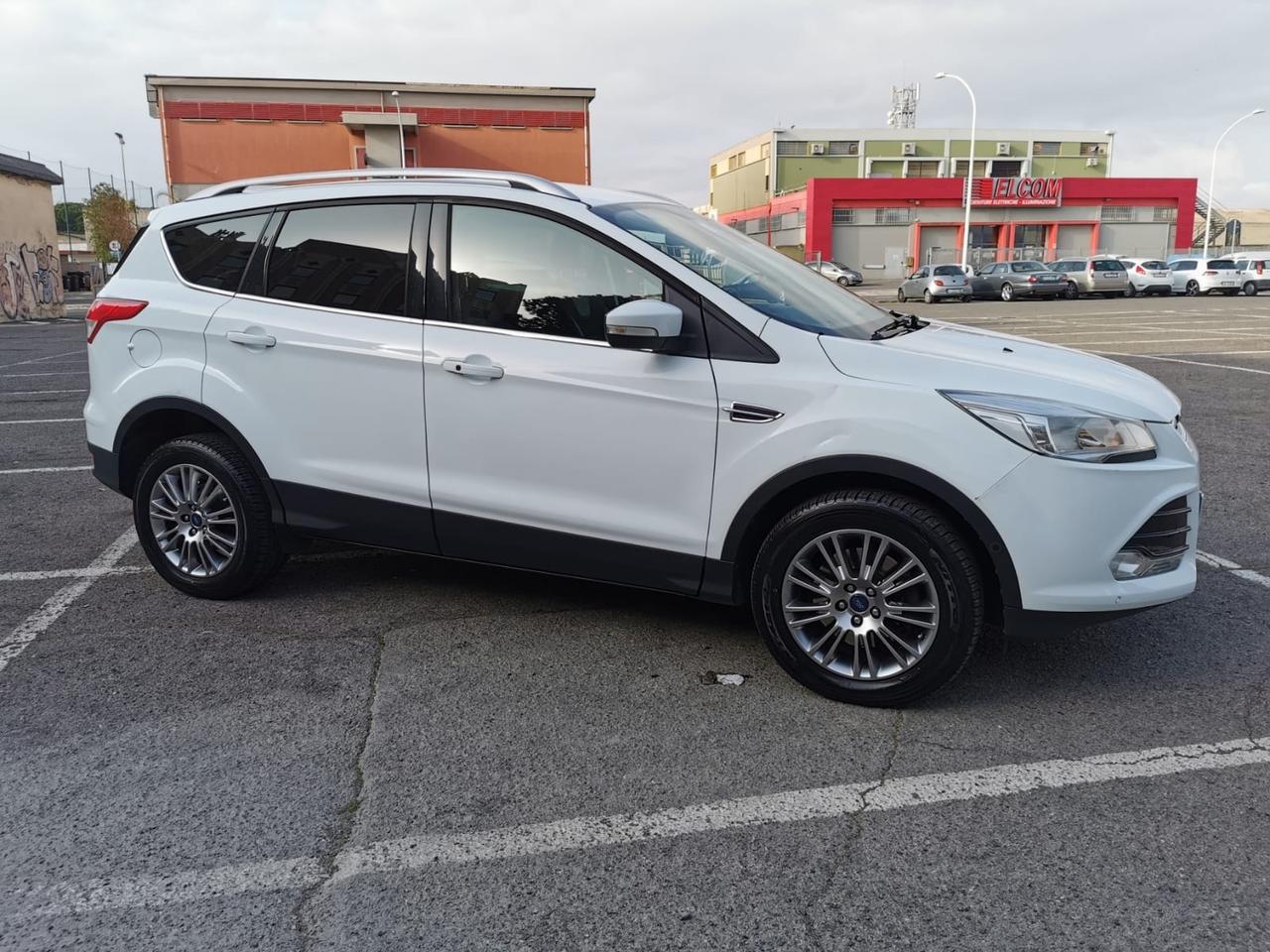 Ford Kuga Titanium ( 2” Serie ) 2.0 Tdci - 136 Cv 4 WD - Powershift