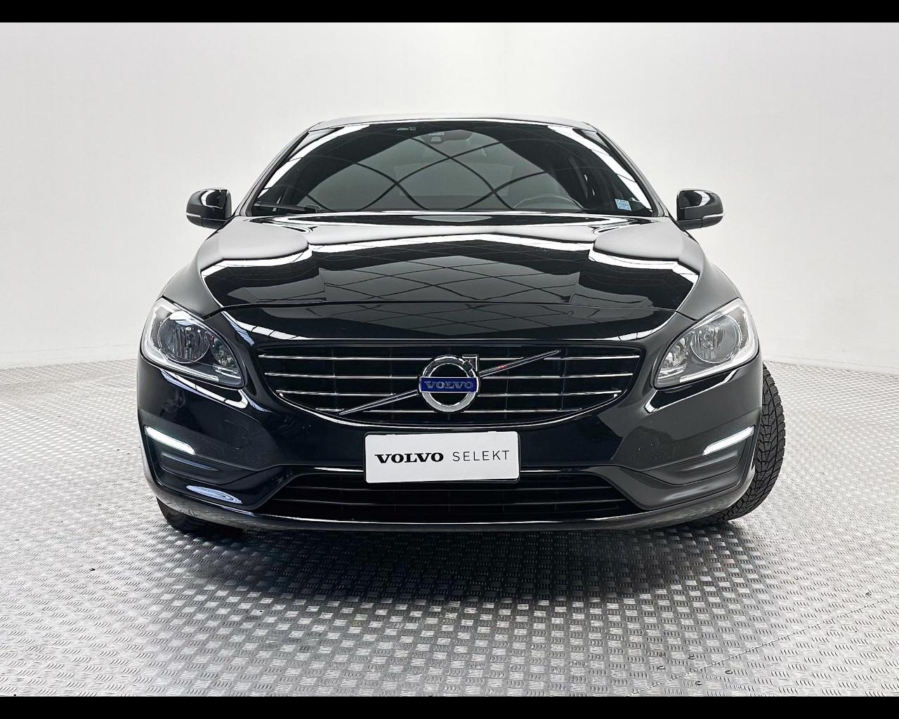 VOLVO V60 D3 Geartronic Dynamic Edition
