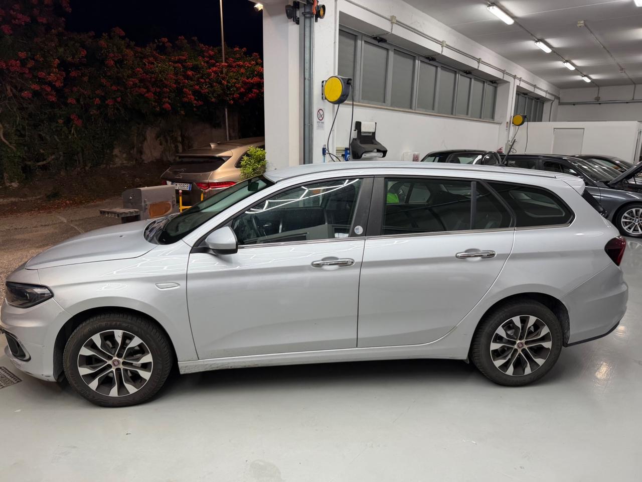 Fiat Tipo 1.6 Mjt S&S DCT 5 porte S-Design