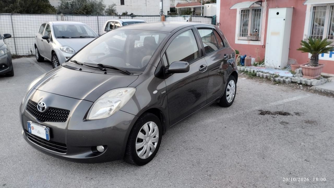 Toyota Yaris 1.4 D-4D 5 porte Sol