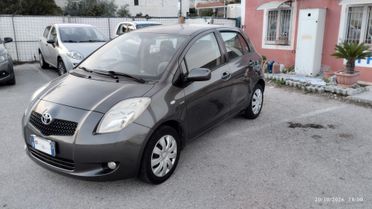 Toyota Yaris 1.4 D-4D 5 porte Sol