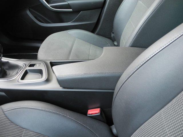OPEL Insignia 2.0 CDTI 160cv Sports Tourer Cosmo - "DA VETRINA"