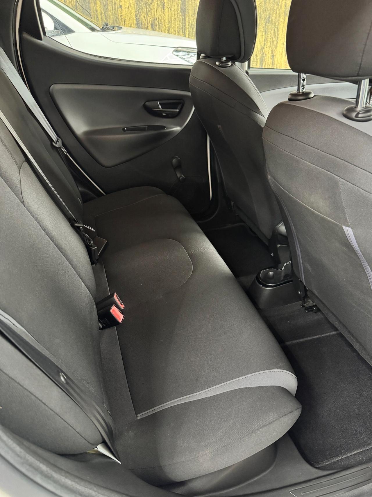 Lancia Ypsilon 1.3 MJT 16V 95 CV 5 porte S&S Gold