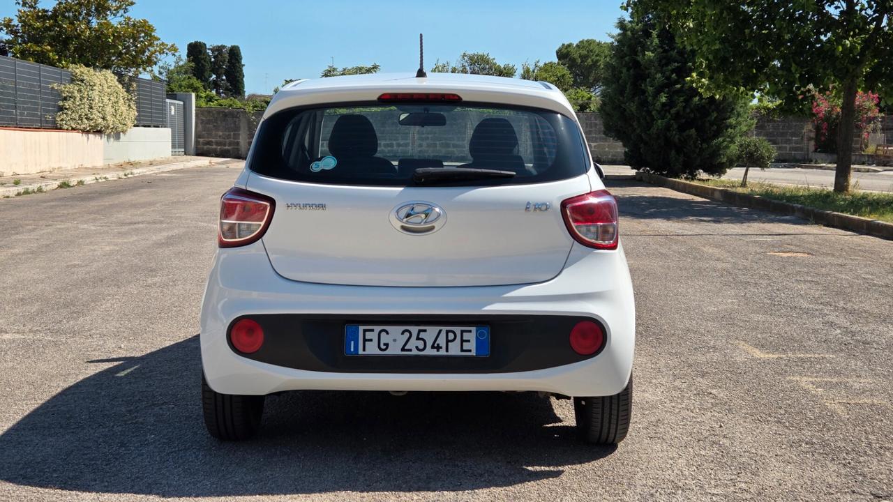Hyundai i10 1.0 Automatica
