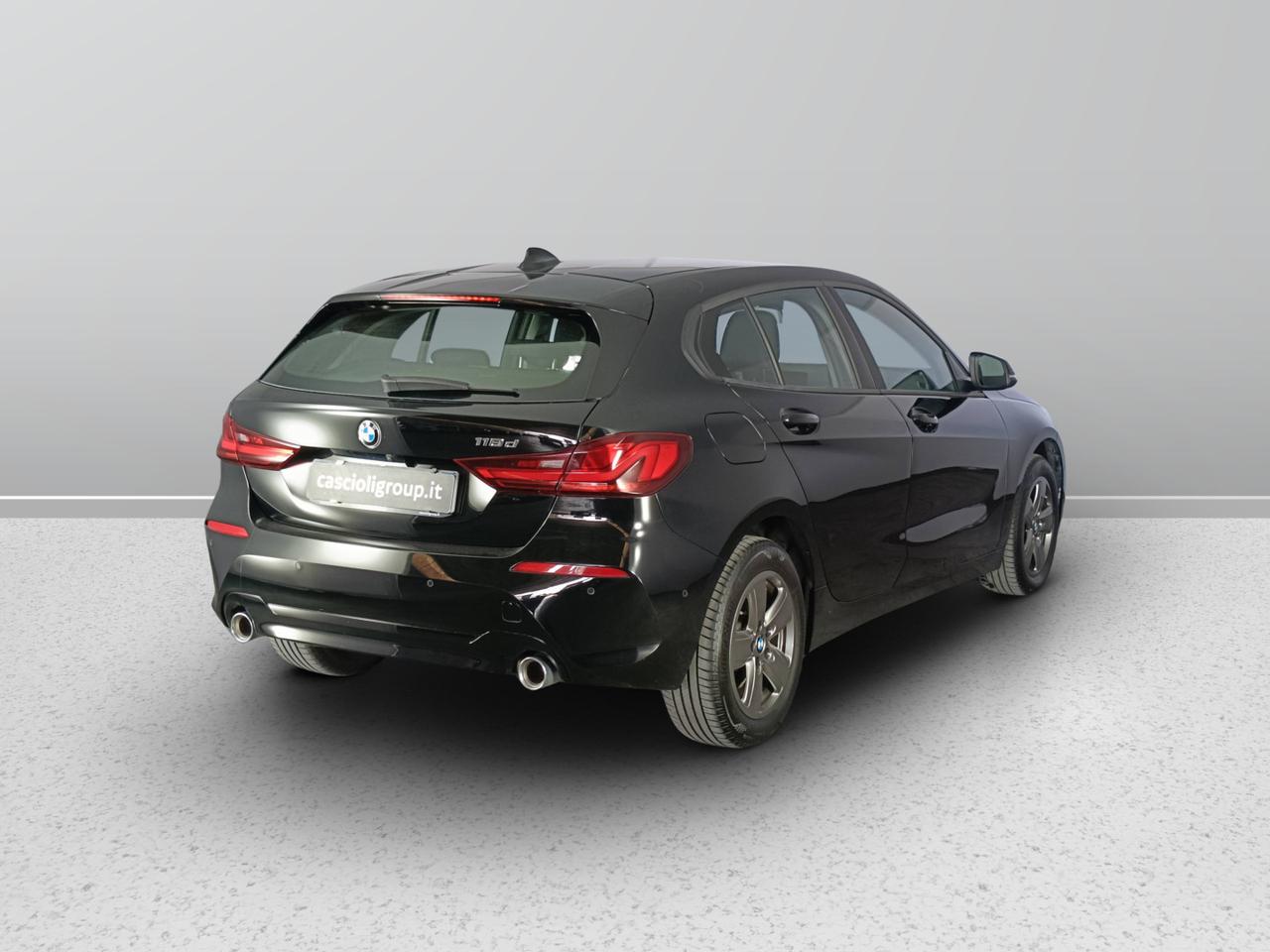 BMW Serie 1 F40 - 118d Business Advantage auto