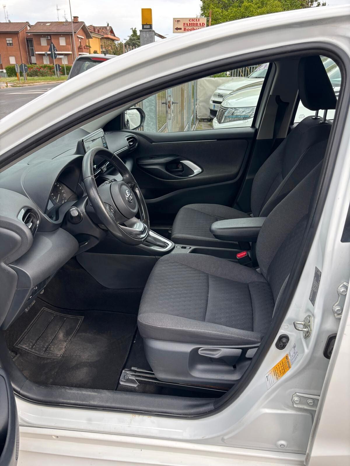 Toyota Yaris 1.5 Hybrid 5 porte Active NESSUN VINCOLO