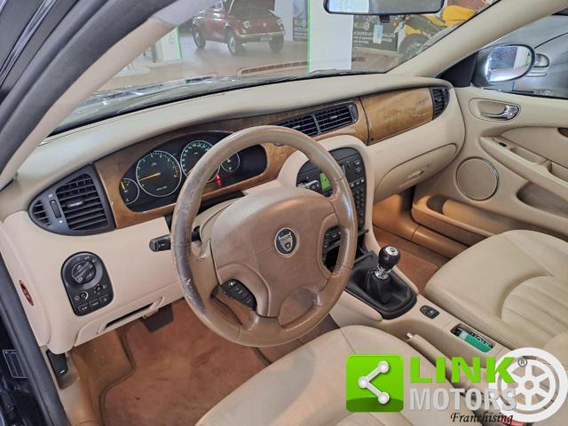 JAGUAR X-Type 4WD 2.5 V6 24V cat