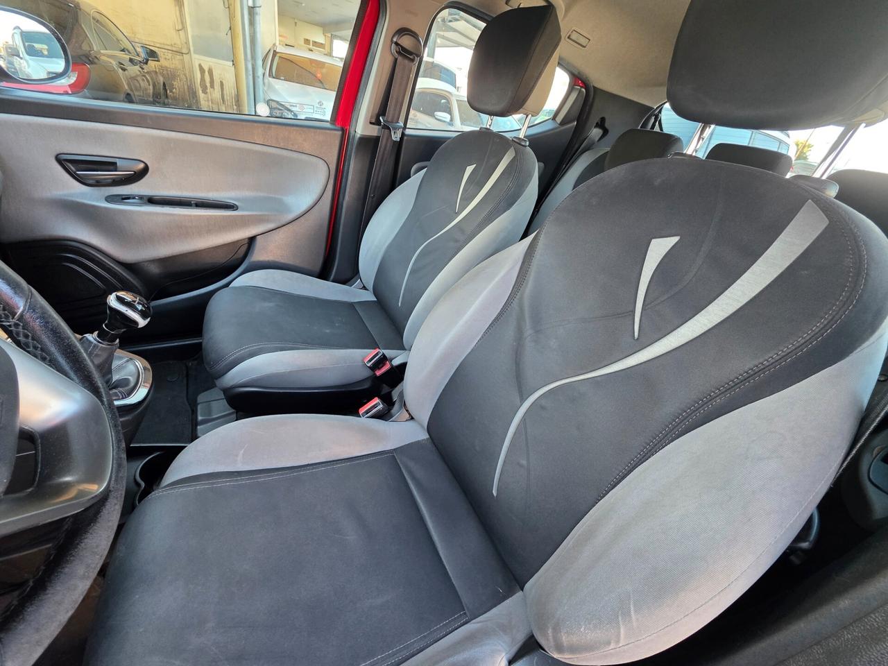 Lancia Ypsilon 1.3 MJT 16V 95 CV 5 porte S&S Gold