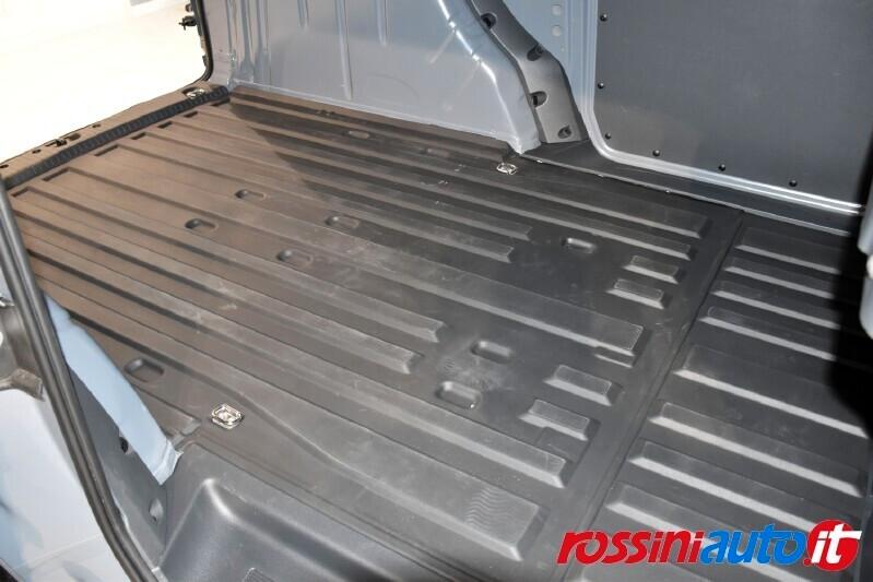 VOLKSWAGEN CADDY VAN 2.0 TDI 122 CV DSG MAXI BUSINESS N1 + LED + CE