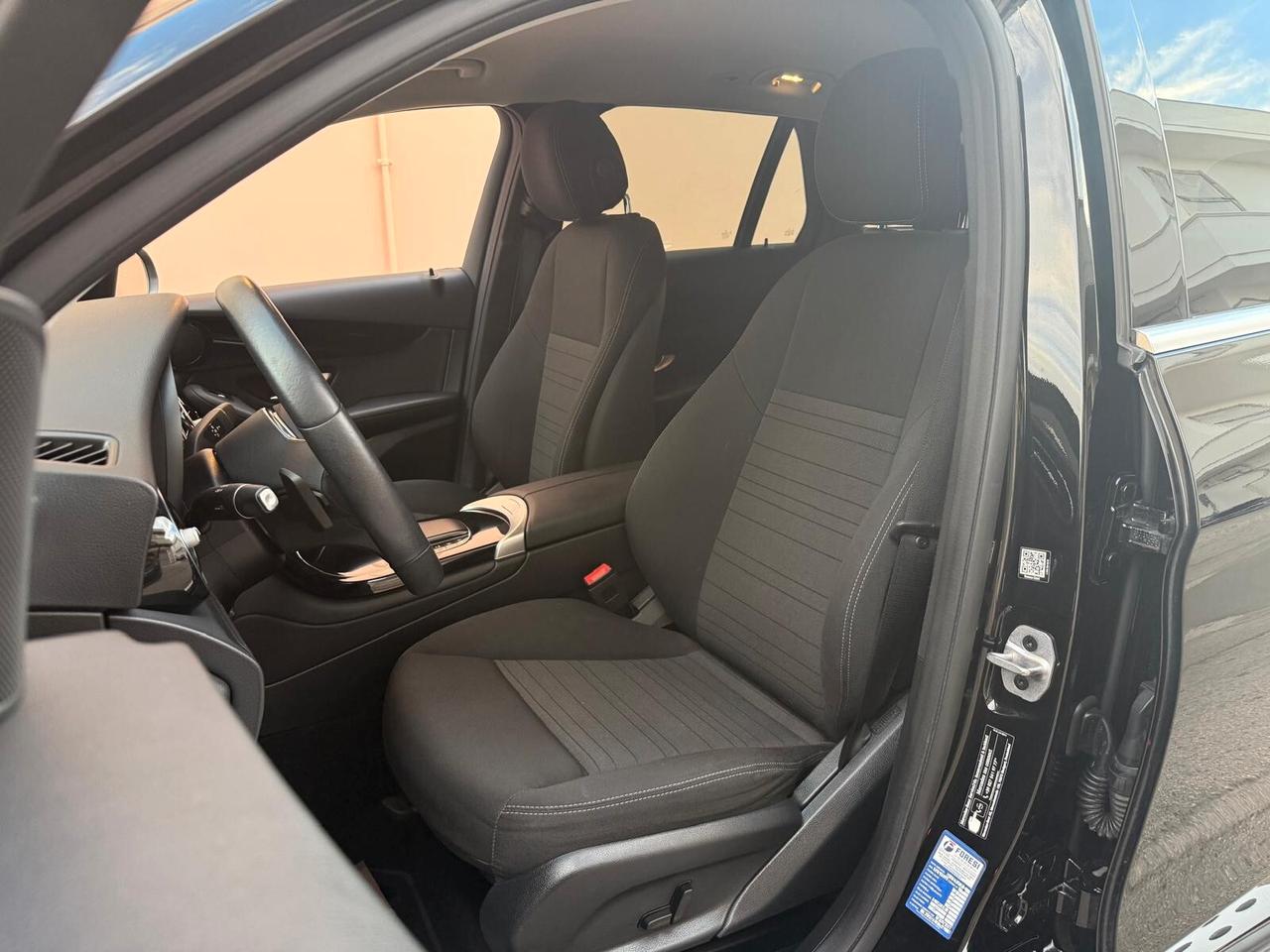 MERCEDES-BENZ GLC 220D COUPE' 4MATIC SPORT 2.0 194CV PELLE NAVI CAM ANNO 2022