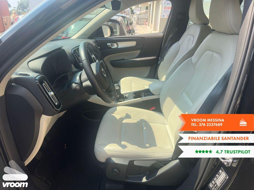 VOLVO XC40 (2017-->) XC40 T3 Momentum Pro