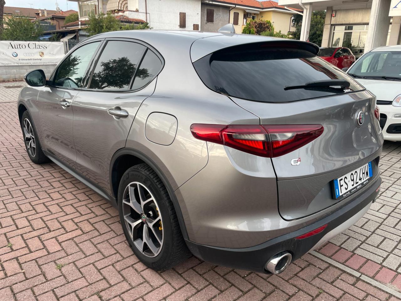 Alfa Romeo Stelvio 2.2 Turbodiesel 190 CV AT8 Q4 Executive