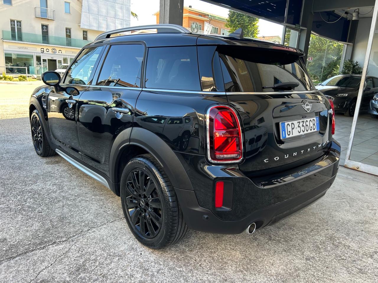 Mini Countryman COOPER D ( 80.000 KM )Pari al Nuovo!