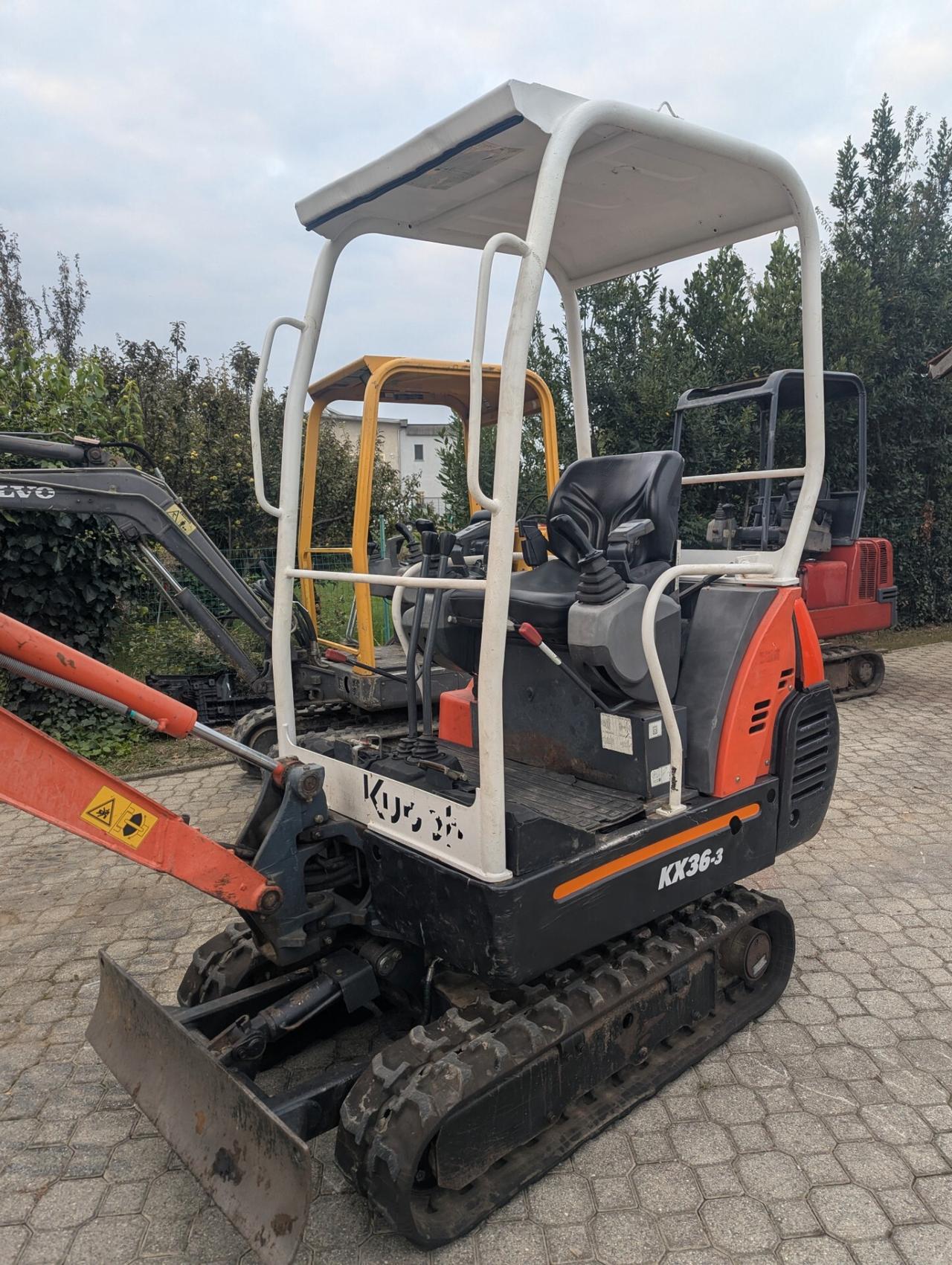 Kubota kx36-3