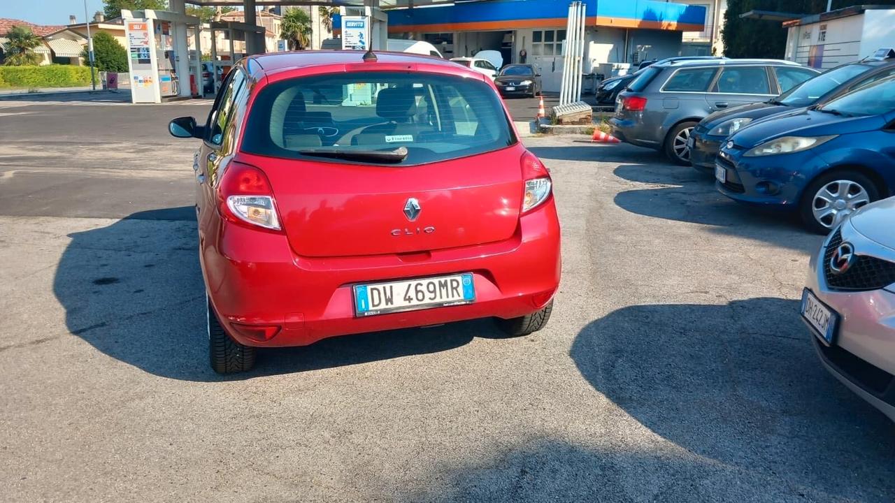 Renault Clio 1.2 16V 5 porte Confort