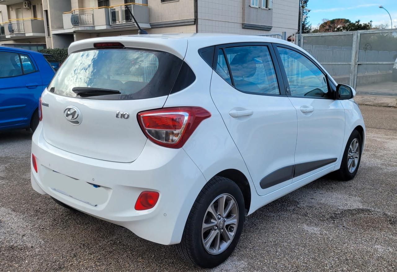 Hyundai i10 1.0 LPGI Econext Login GPL