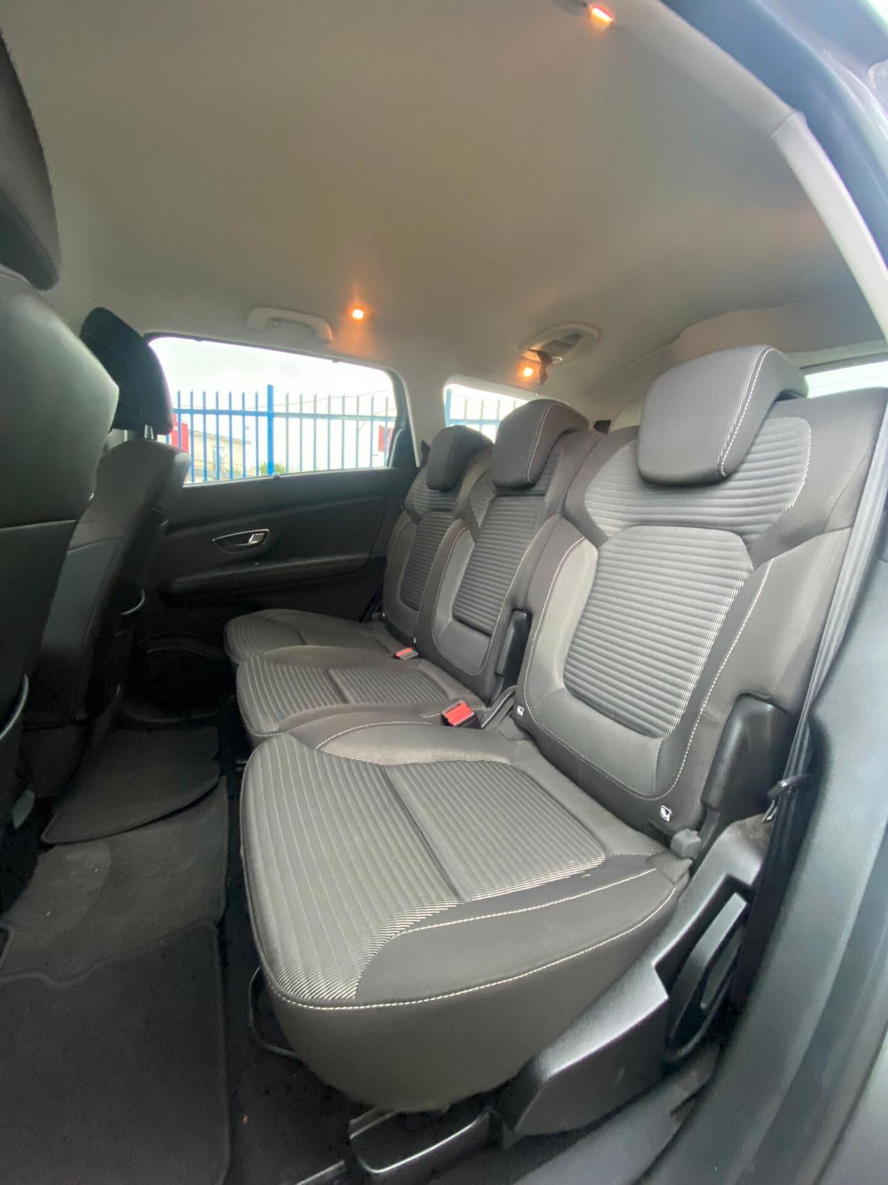 Renault Grand Scenic 7 posti 91.000 km dci 150 cv
