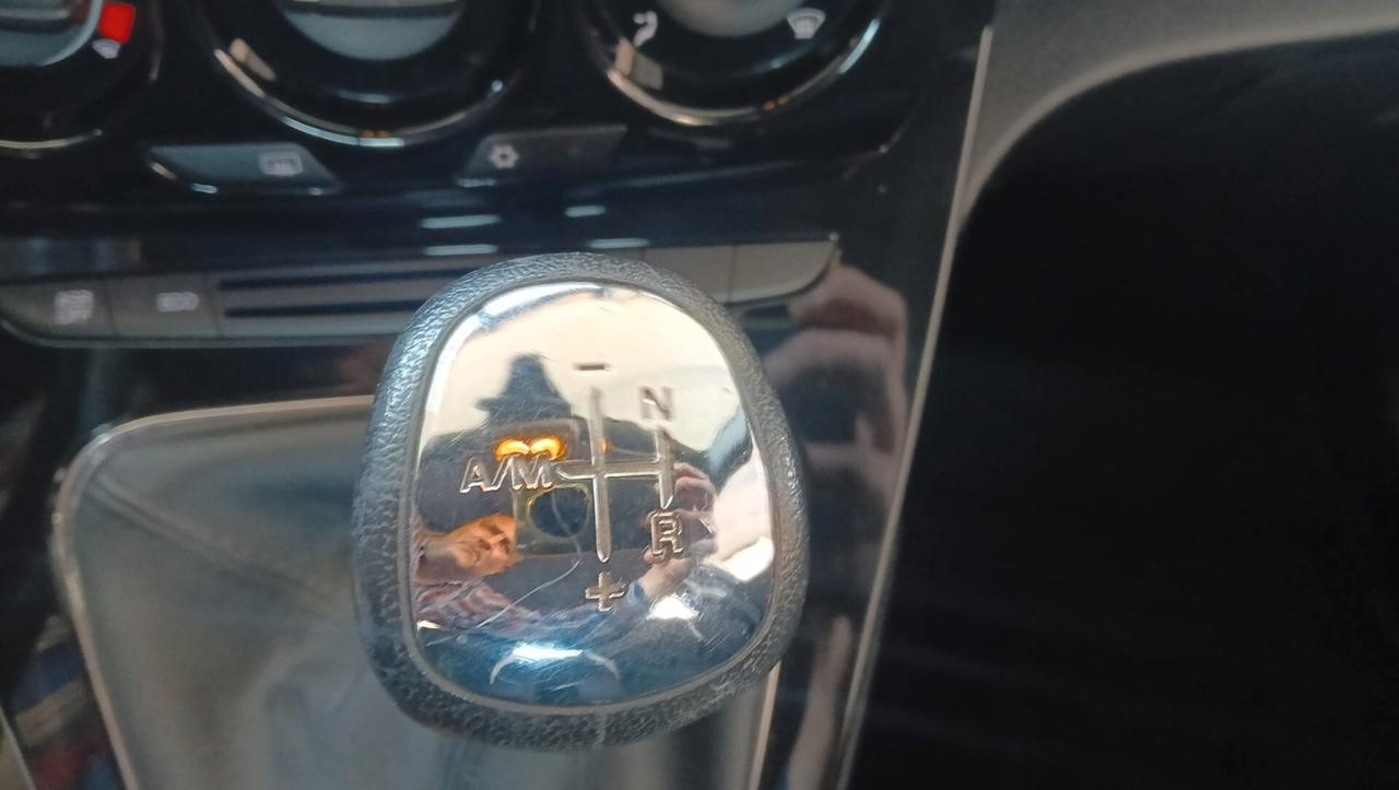Lancia Ypsilon 85 CV 5 porte Gold CAMBIO AUTOMATICO