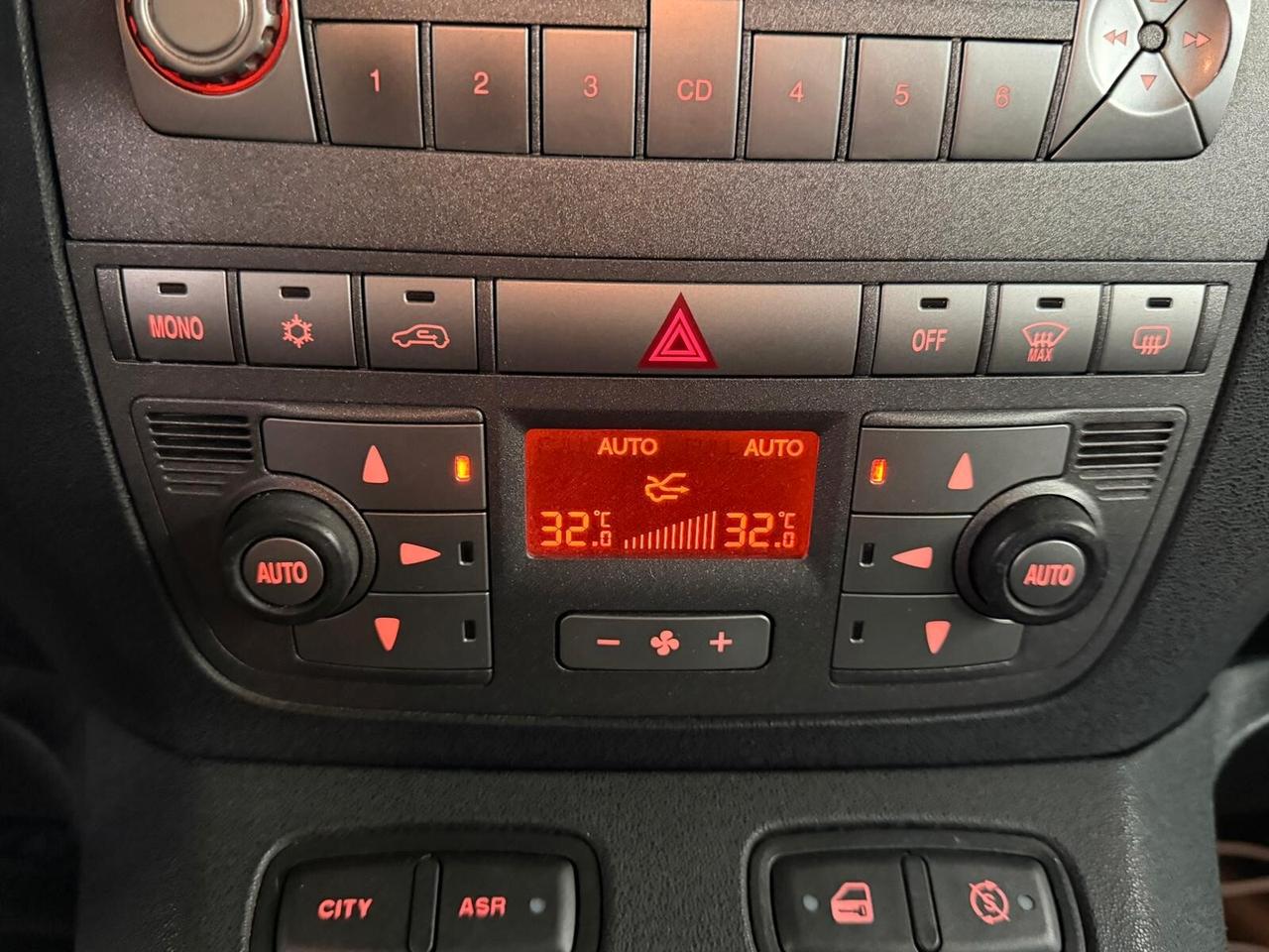 LANCIA MUSA 1.3 MJT 95CV OK NEOPATENTATO ANNO 2012