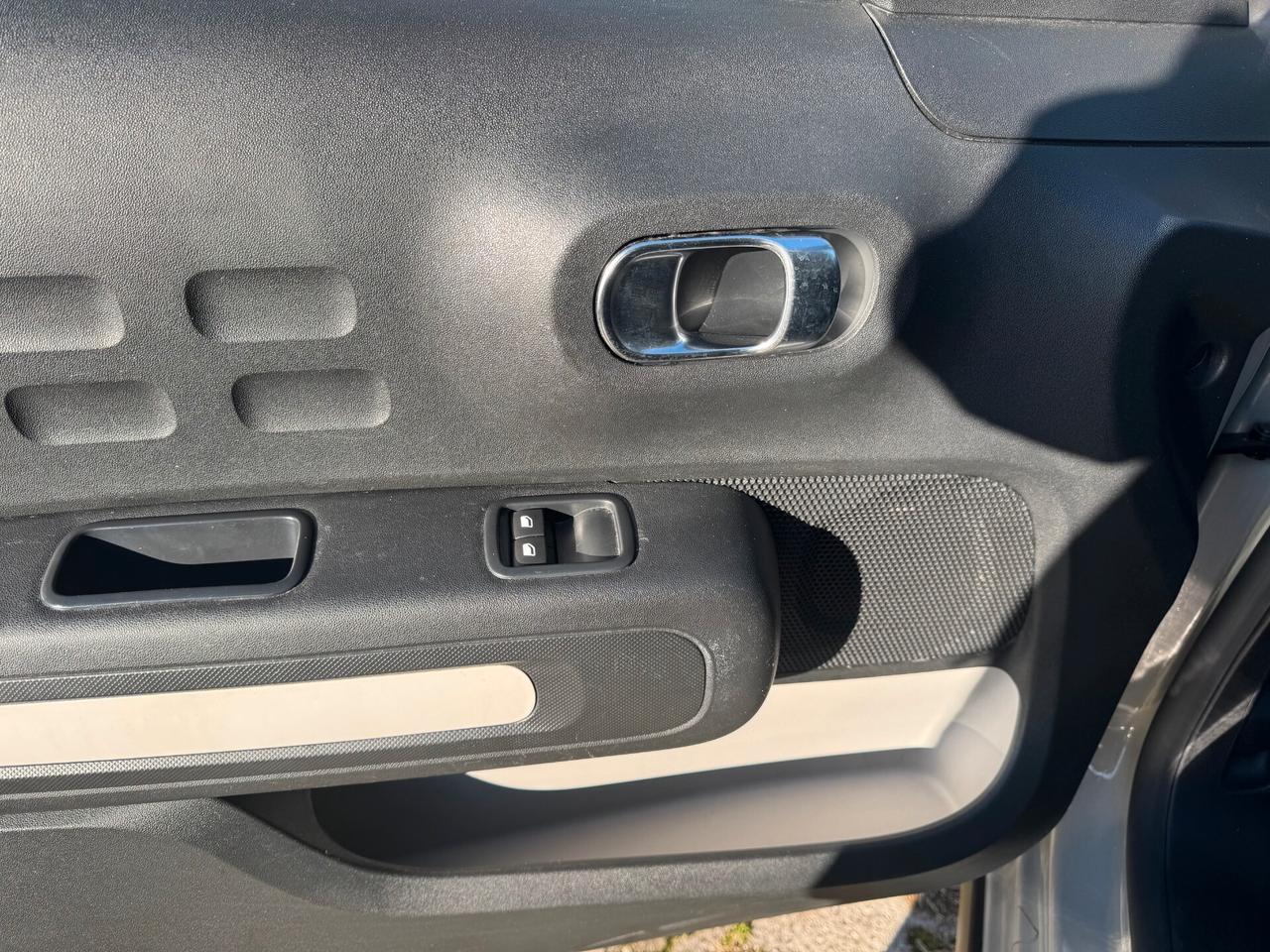 Citroen C3 1.5cc BlueHDi 100cv C-Series