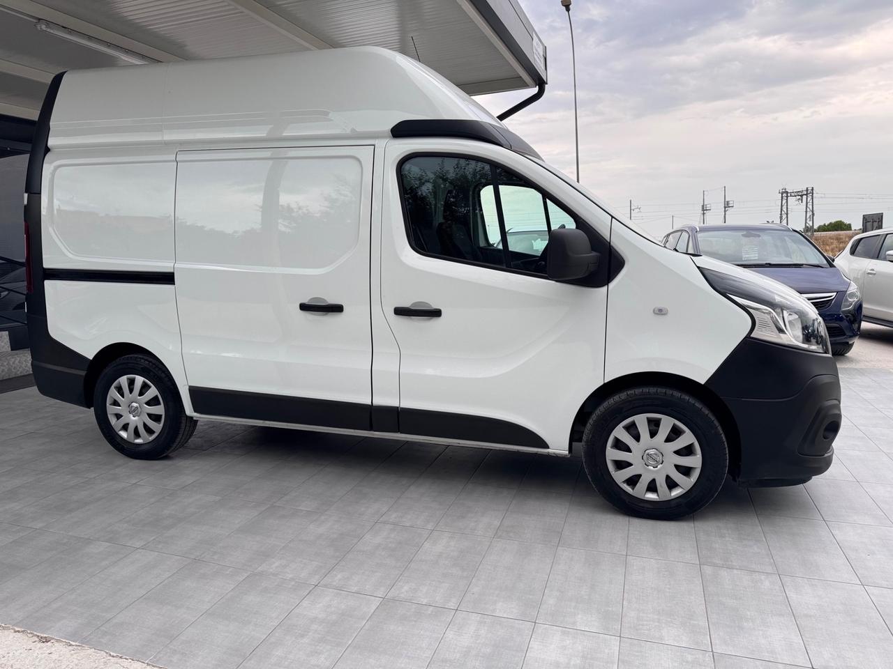 Nissan NV300 29 1.6 dCi Twin Turbo 145CV 3POSTI