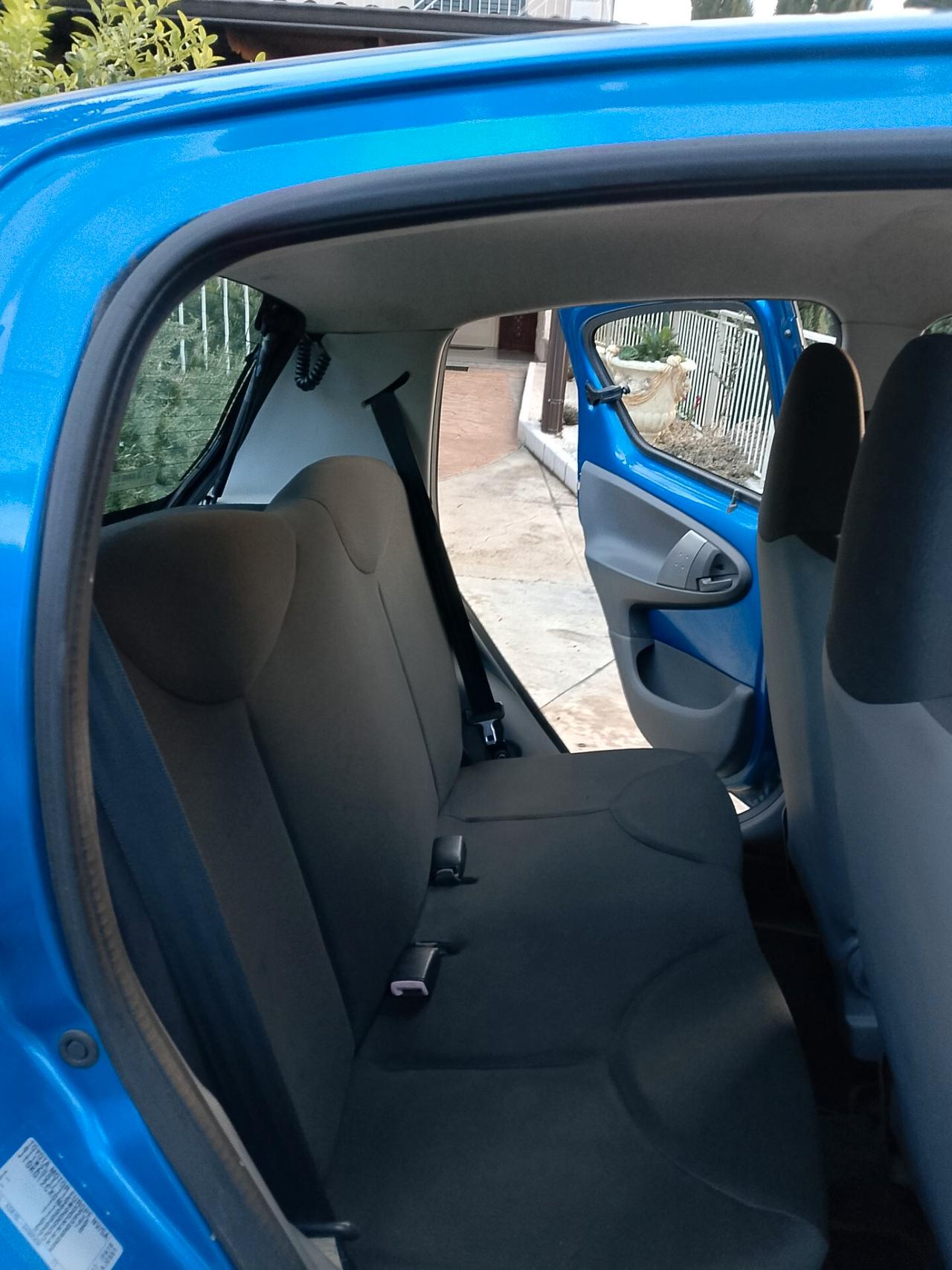 Toyota Aygo 1.0 12V VVT-i 5 porte