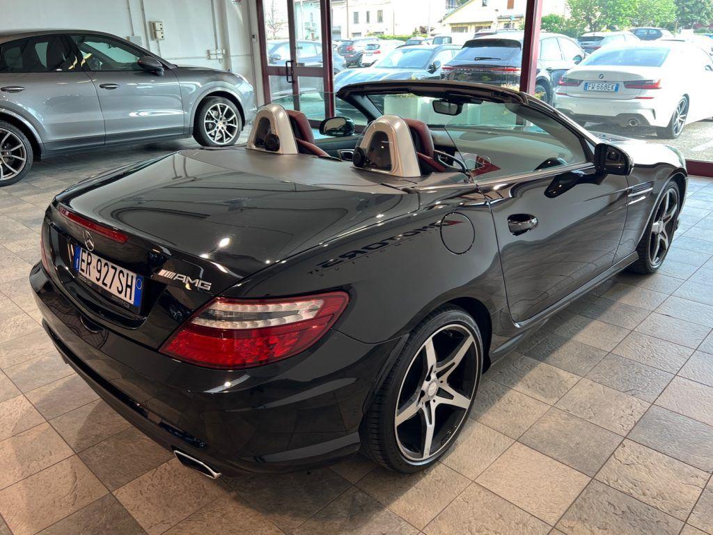 Mercedes-Benz SLK 200 CGI Premium AMG