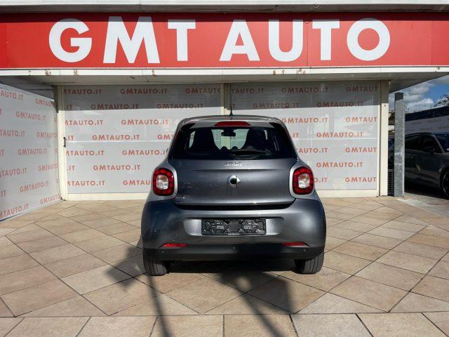 SMART ForFour 1.0 71CV PASSION LED AUTOMATICA NEOPATENTATI