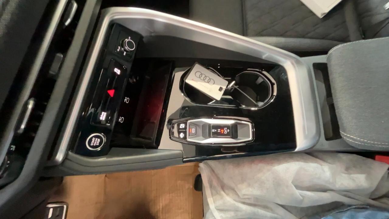 Audi Q5 TDI 150 kW mHEV+ S tronic quattro line edition KM0