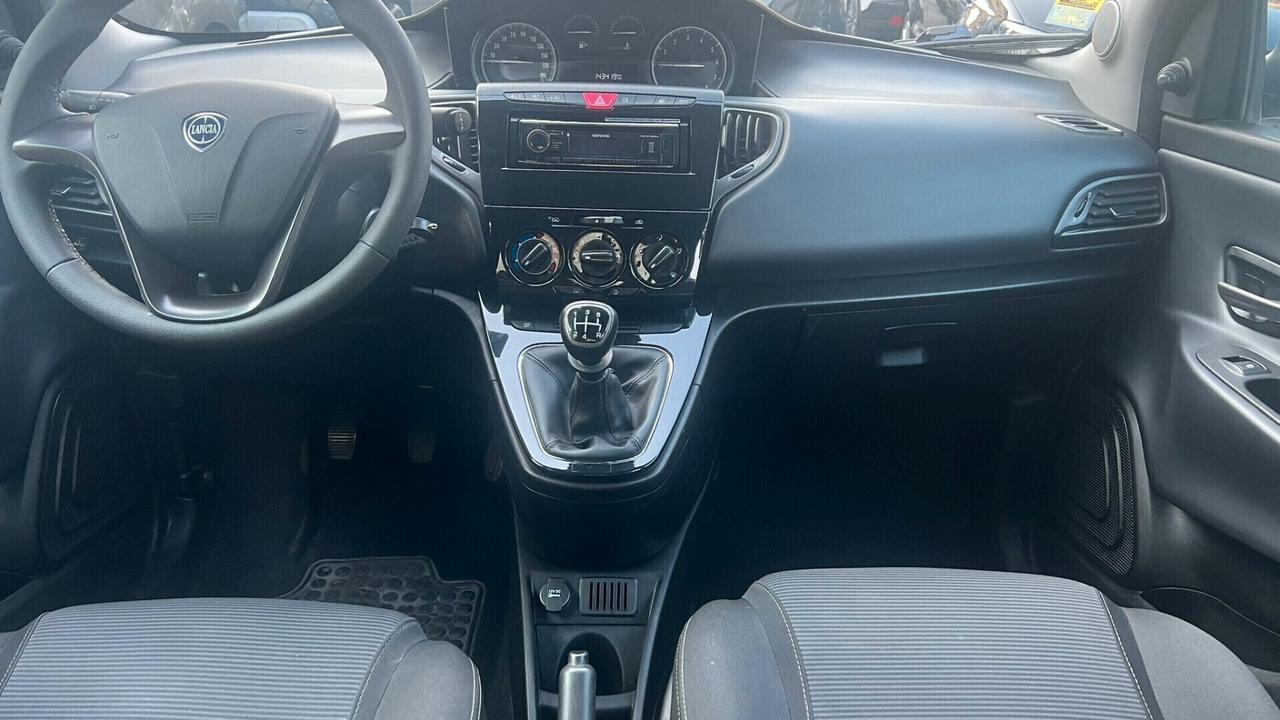 Lancia Ypsilon 1.2 69 CV 5 porte GPL Ecochic Elefantino Blu