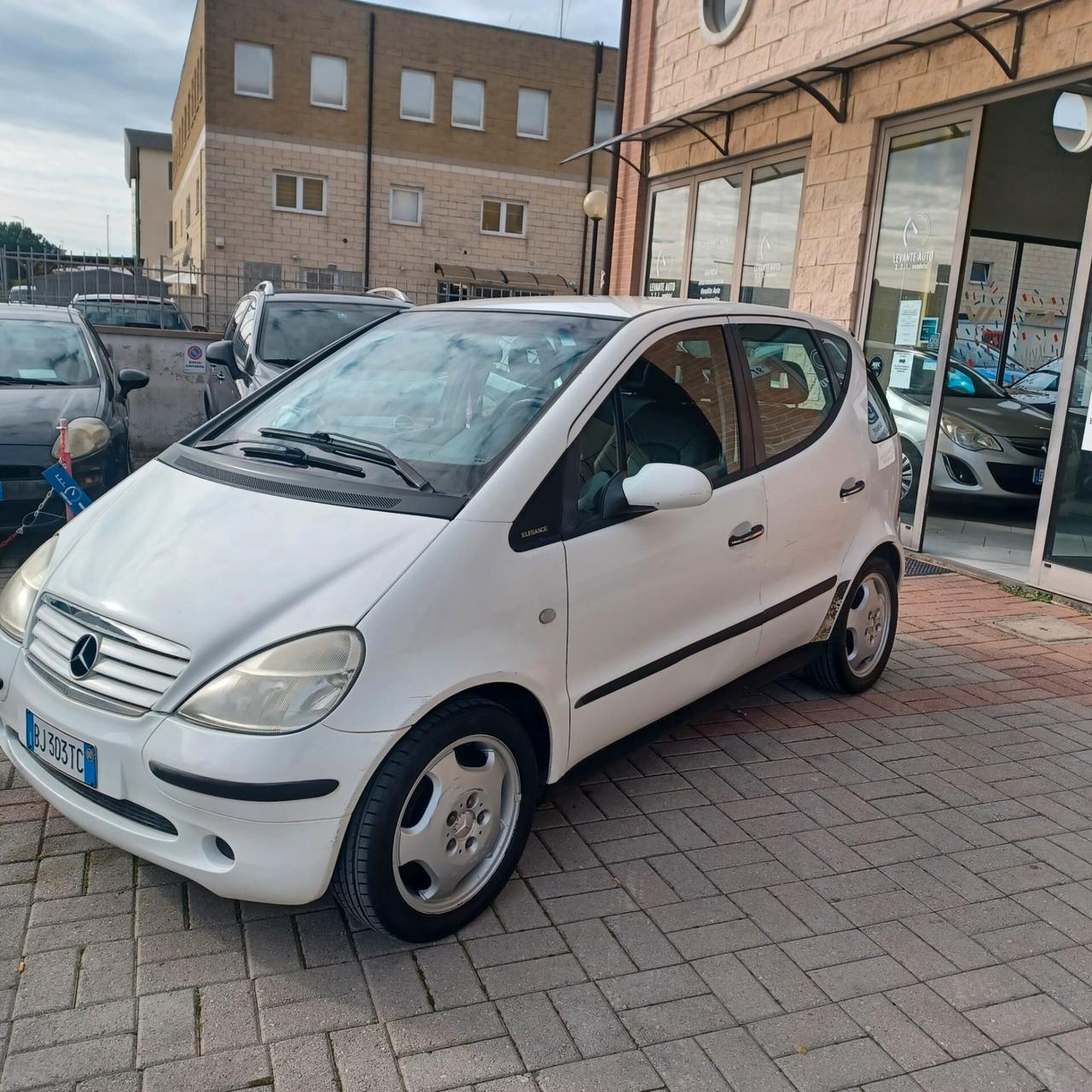 TUTTO PERFETTAMENTE FUNZIONANTE CLASSE A 1.9