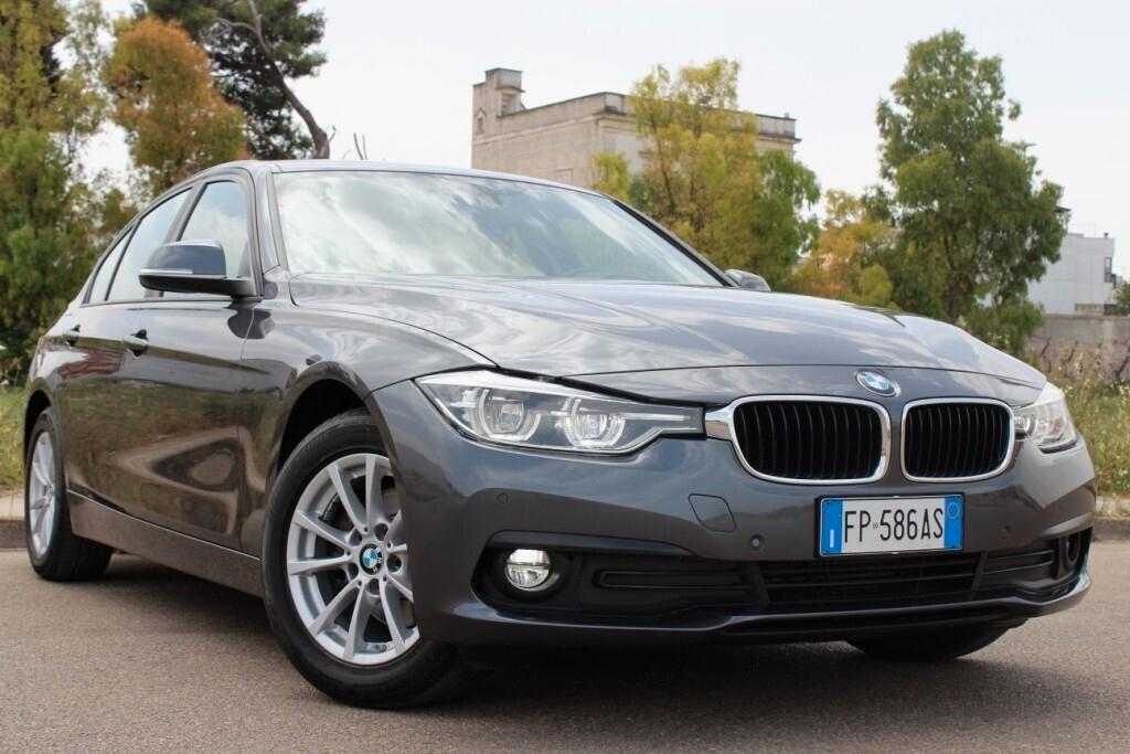 BMW 318d Berlina Aut. 150CV *FULL LED