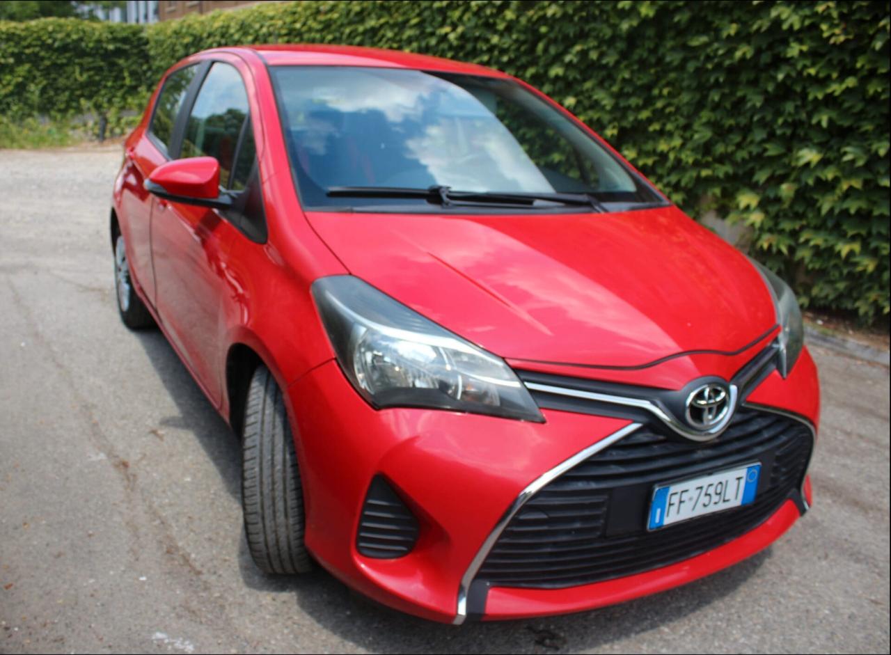 Toyota Yaris 1.0 5 porte