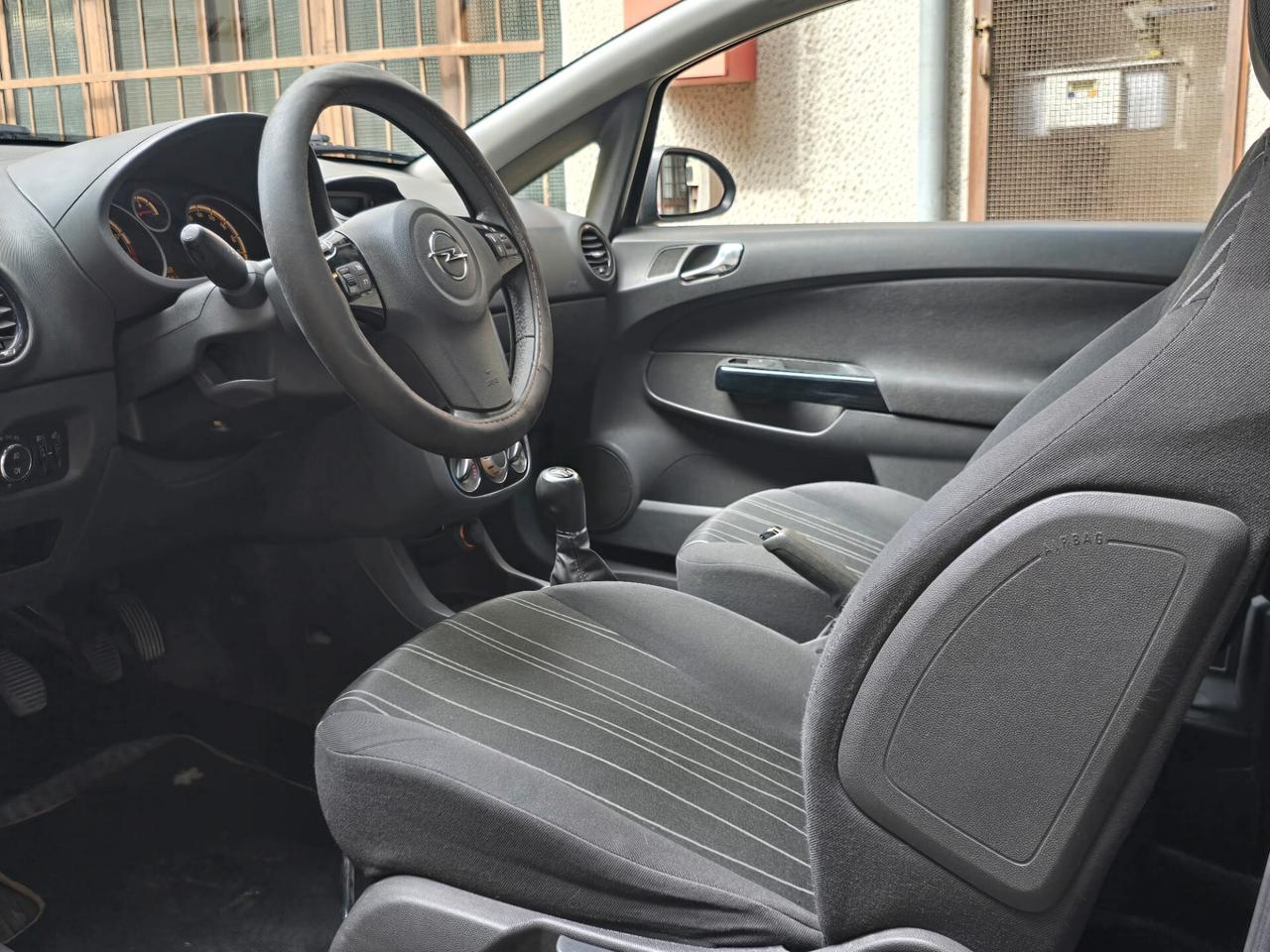 Opel Corsa 1.2 3 porte Edition - OK NEOPATENTATI !!!!!