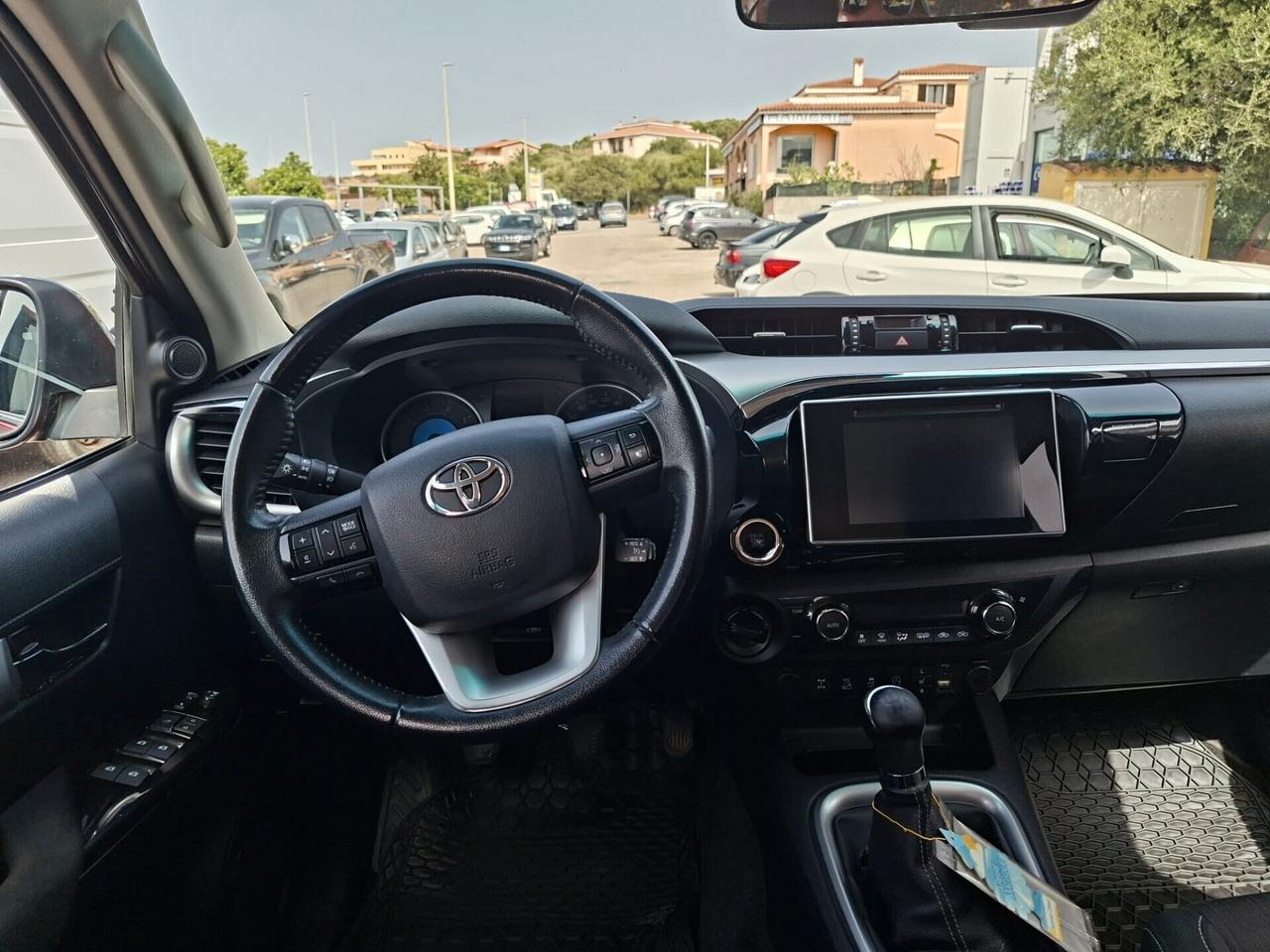 Toyota Hilux 2.4 4WD Double Cab 150cv Executive