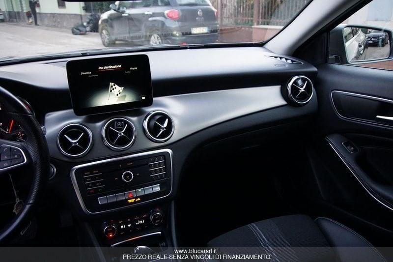 Mercedes-Benz GLA GLA 180 Sport