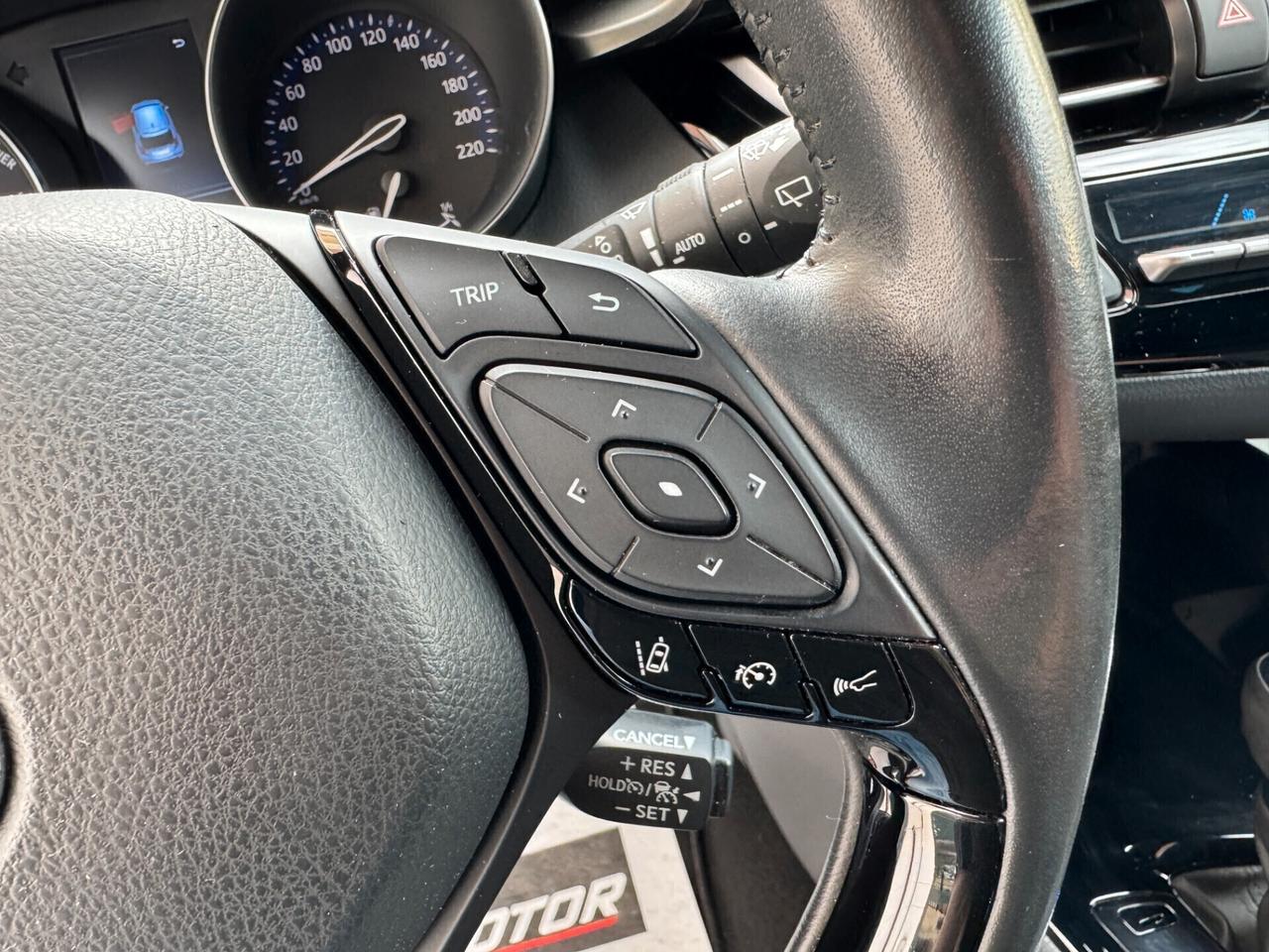 TOYOTA C-HR 1.8 HYBRID LOUNGE E-CVT 122CV
