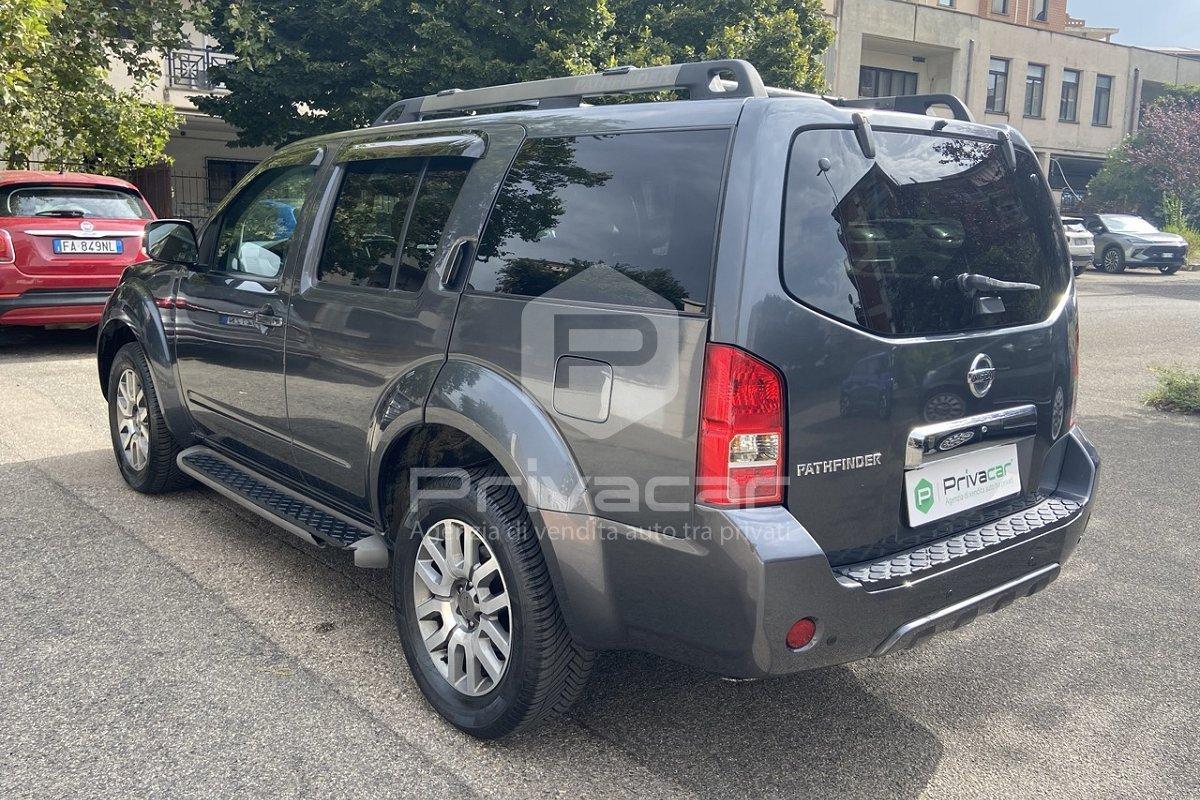 NISSAN Pathfinder 2.5 dCi LE