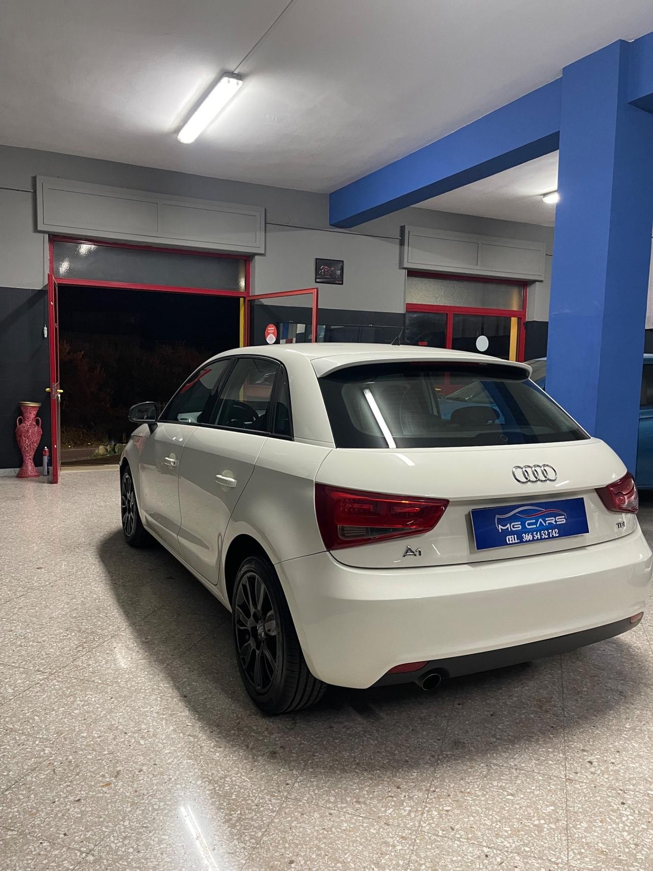 Audi A1 1.6 TDI 90 cv sportback