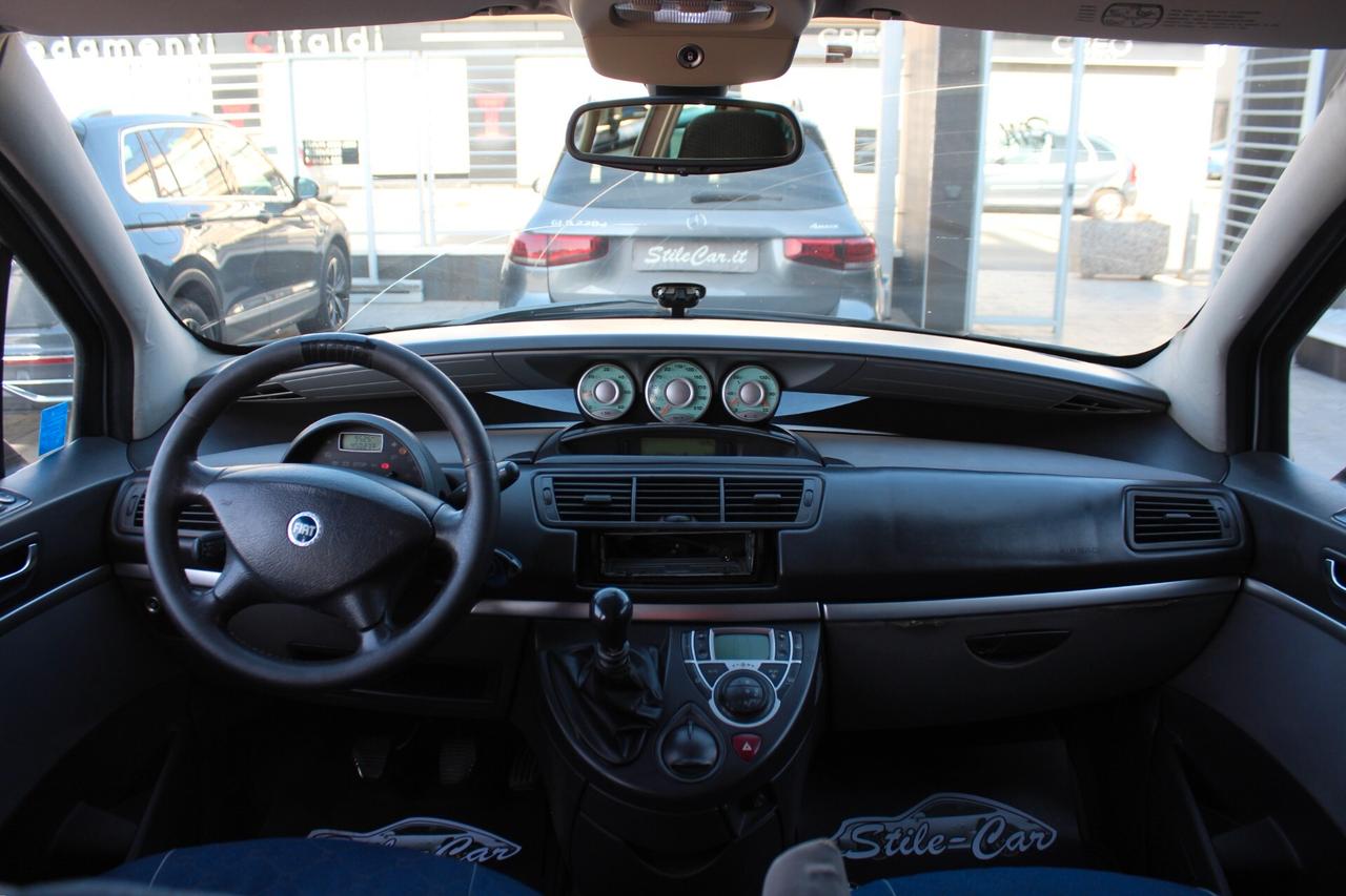 Fiat Ulysse 2.2 JTD Emotion FAP