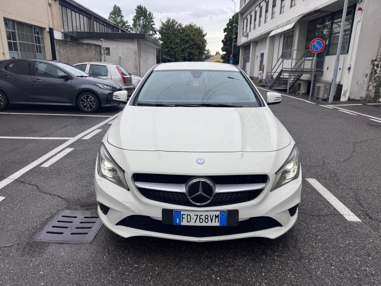 Mercedes-benz CLA 200d Automatico 2016