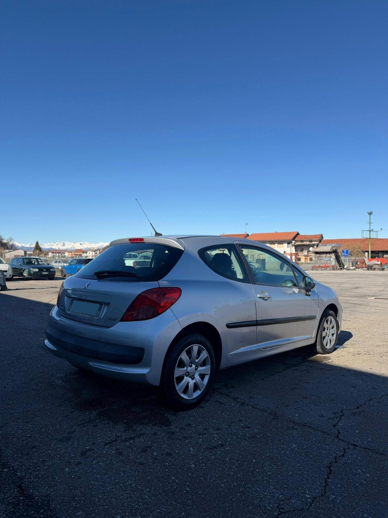 Peugeot 207 1.4 8v energie