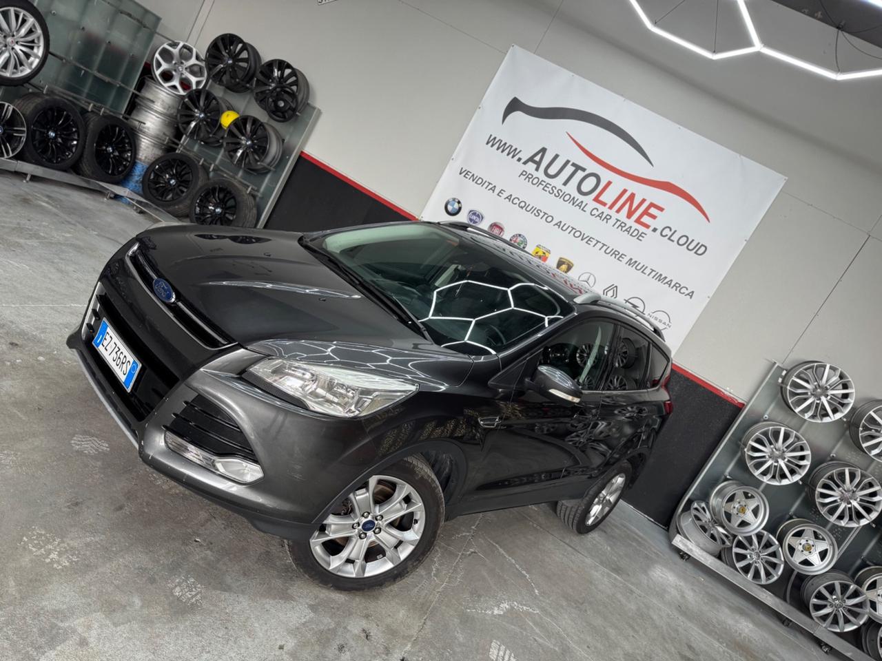 Ford Kuga 2.0 TDCI 180 CV S&S 4WD Powershift Titanium X